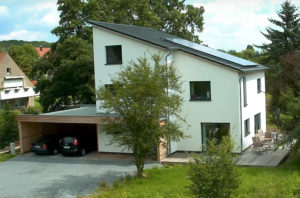 Neubau Plusenergie Wohnhaus in innovativer Holzbauweise